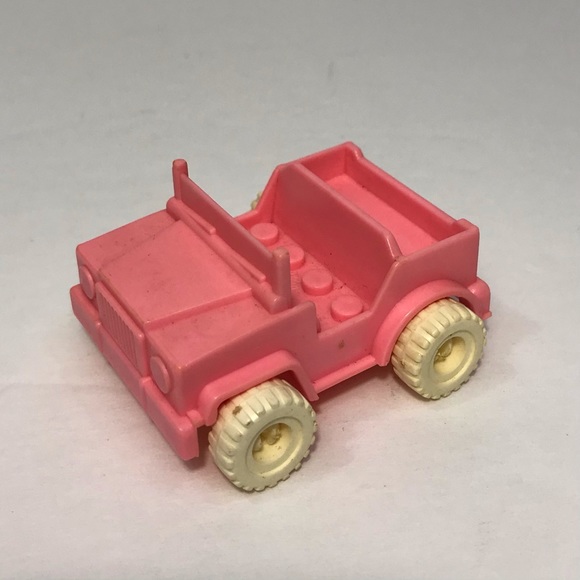Vintage 1995 Mega Bloks Fantasy Shopping Avenue Playset Pink Replacement Jeep - Picture 5 of 8